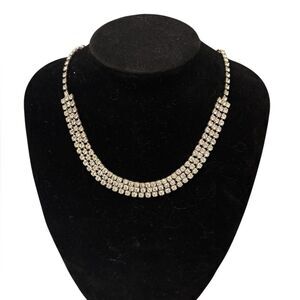 Elegant Vintage Rhinestone Silvertone Choker Shepherds Hook Clasp Glam